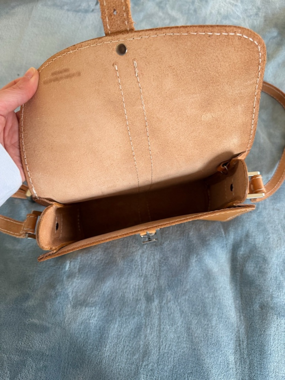 JOYDIVISION Vintage Handstitched Leather Crossbody Tan Small Saddle Bag - Picture 7 of 7